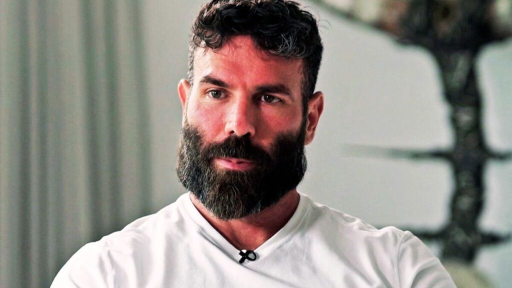 Why Is Dan Bilzerian Famous (2)